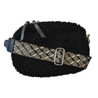 Puscheltasche Jacky schwarz